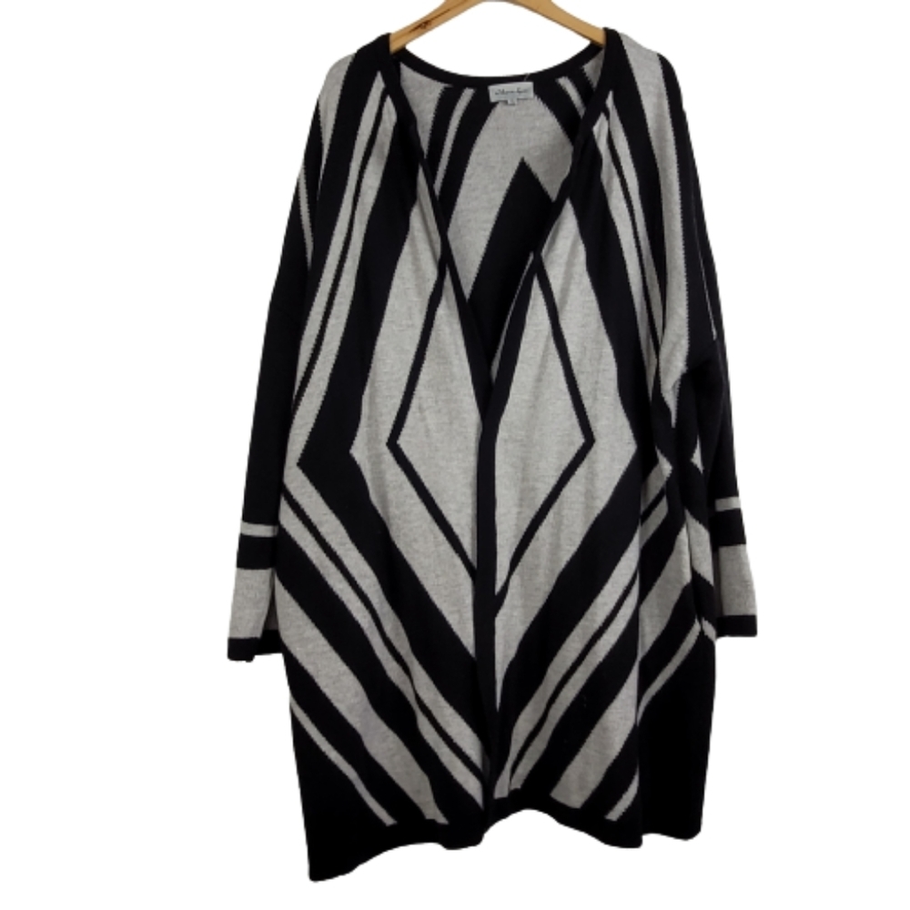 Meera Lane wool black & white cardigan sweater